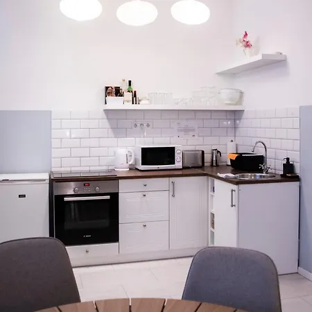 Klau33 In Party District Apartment Budapest
