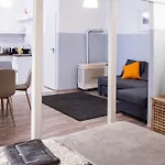 Klau33 In Party District *