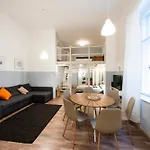 Klau33 In Party District *