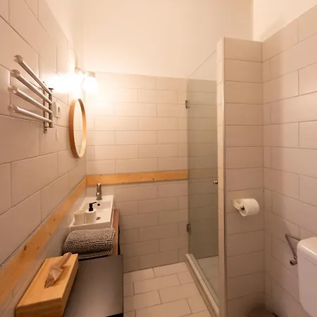 Klau33 In Party District * Budapest