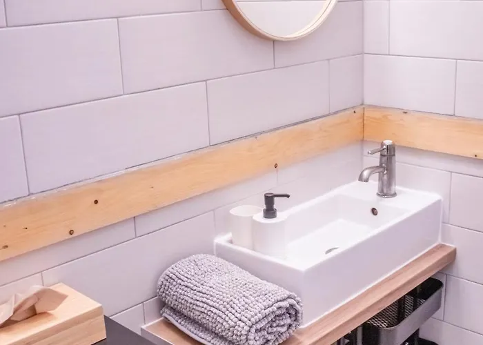 Klau33 In Party District Apartament *