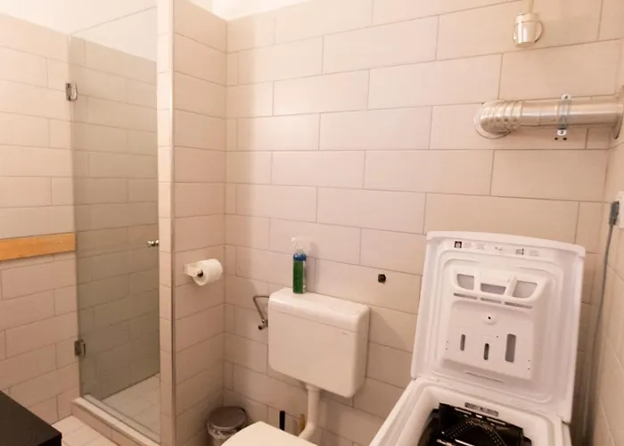 Klau33 In Party District Apartament